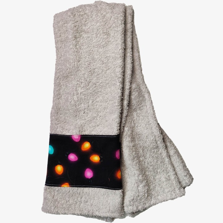 Toalla de bambú personalizada con bolsillo – 3 tallas
